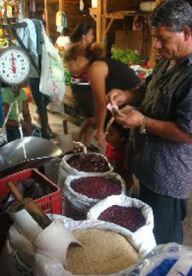 Honduras:concluye ronda de TLC con Colombia