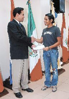 Gana educación semestral