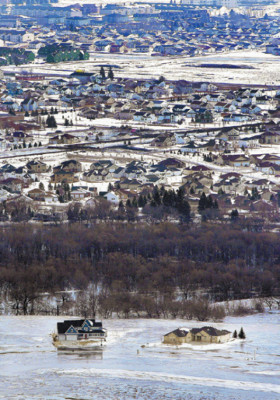 Dakota del Norte se inunda por grieta en dique de contención