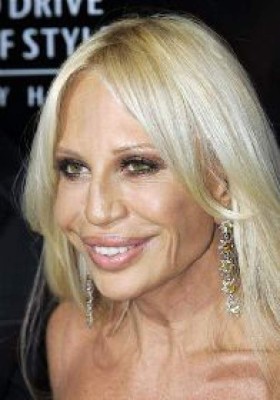 Hija de Donatella Versace, Allegra, padece anorexia