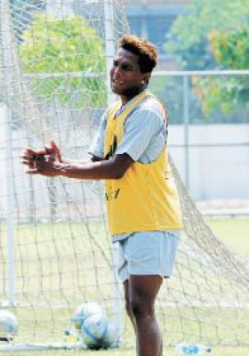 Pavón cerca del Olimpia