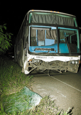 Choque deja una muchacha muerta en Valle