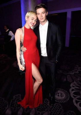 Bella Thorne habló de su relación con el novio de Miley Cyrus