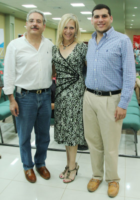 Ismael Cala charla con sampedranos