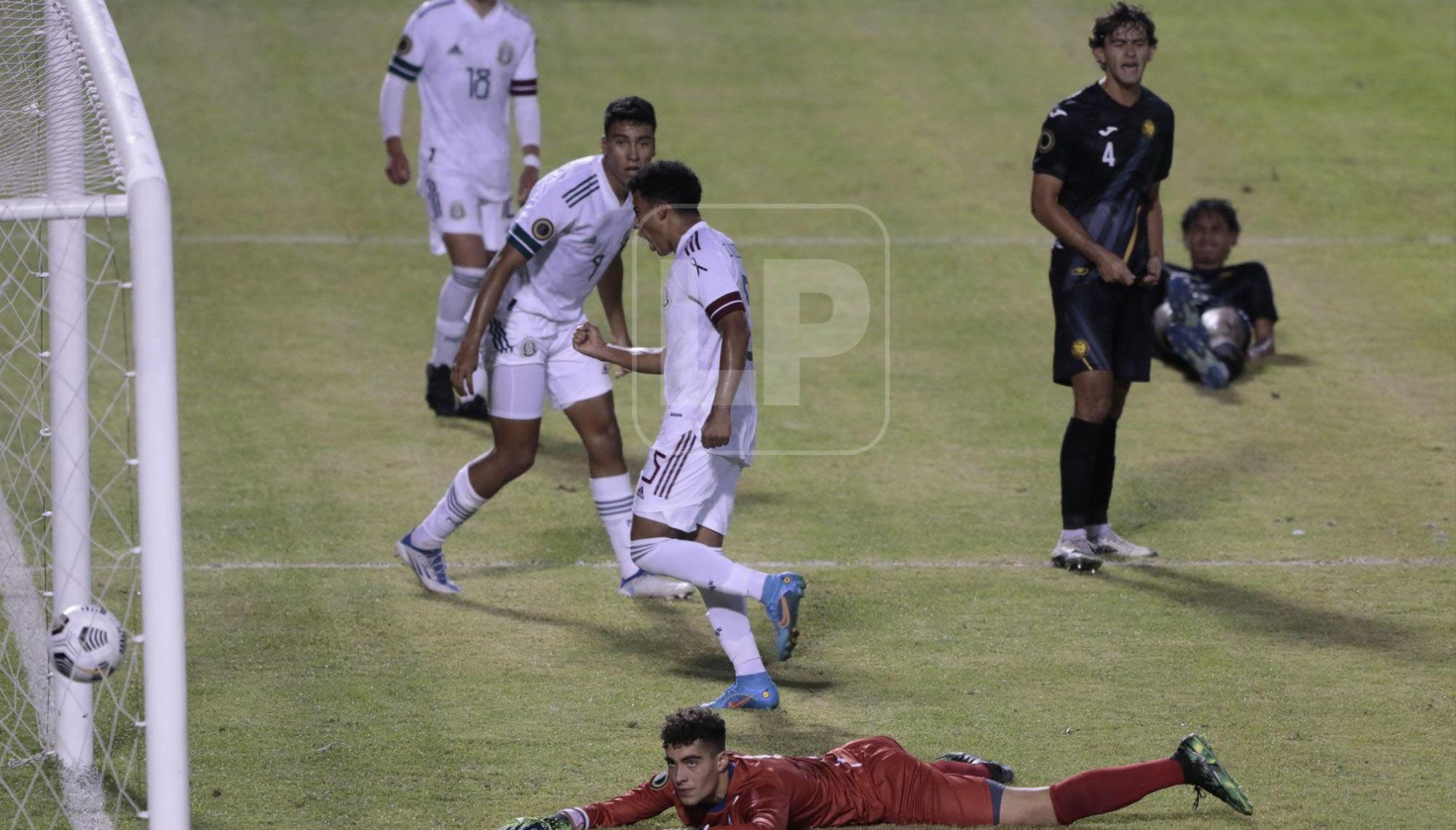 La selección azteca se dio un festín ante Puerto Rico en el estadio Olímpico.