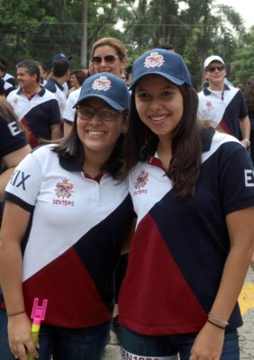 Algarabía por el último año escolar en la EIS