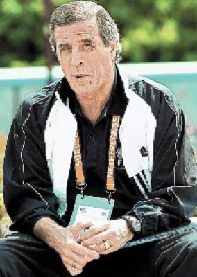 Tabárez, nuevo técnico de Uruguay