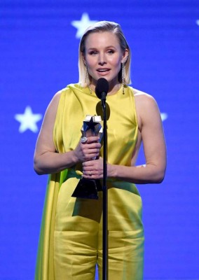 SANTA MONICA, CALIFORNIA - JANUARY 12: Kristen Bell accepts the #SeeHer Award onstage during the 25th Annual Critics' Choice Awards at Barker Hangar on January 12, 2020 in Santa Monica, California. Kevin Winter/Getty Images for Critics Choice Association/AFP