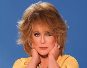 Ann-Margret “la Elvis Presley femenina” publica nuevo disco de Rock a los 81 años