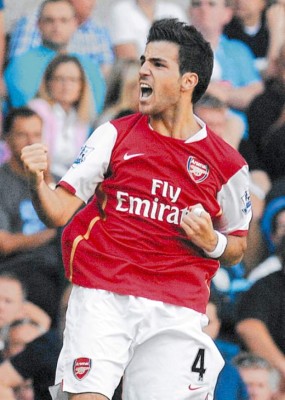 Arsenal le arrebata el liderato al Liverpool