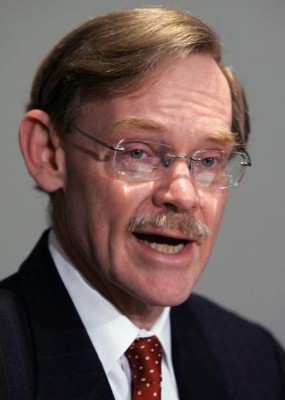 Robert Zoellick nombrado presidente del Banco Mundial
