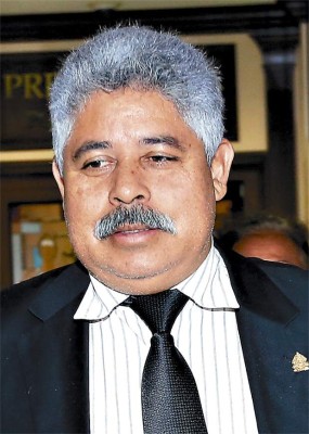 Temen por la vida de Juan Orlando, refuerzan su seguridad