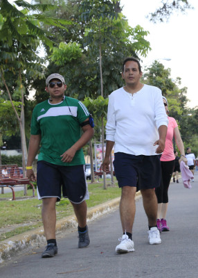 Sin cirugía botó 168 libras de sobrepeso