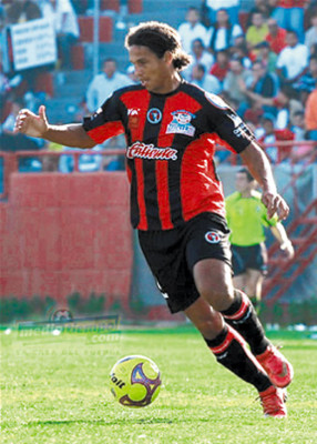 Dougla Caetano vuelve al Real España