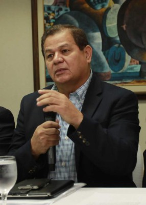 'No deben reparar aviones viejos”: Romeo Vásquez