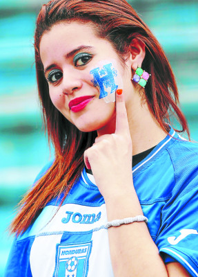 Una afición de Mundial despidió a la Selección de Honduras