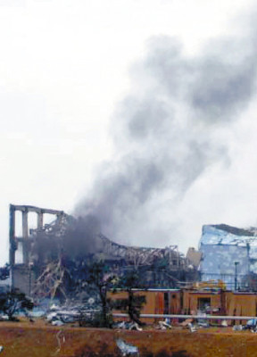 Nueva alerta por humo en la central Fukushima