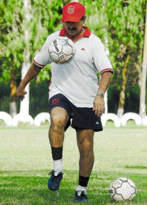 Romero dispara