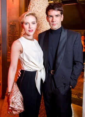 PARIS, FRANCE - DECEMBER 16: Scarlett Johansson and Romain Dauriac attend the Yummy Pop Grand Opening Party at Theatre du Gymnase on December 16, 2016 in Paris, France. (Photo by Pascal Le Segretain/Getty Images for Yummy Pop)