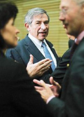 Wolfowitz ofrece cambios en el Banco Mundial