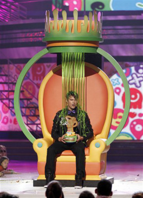Johnny Depp gana trofeo en los Choice Awards