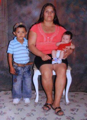 '¡Papi, sáqueme de aquí!”, clamaba entre los escombros que dejó la explosión