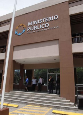 Programan audiencia de Jaime Rosenthal para 25 de noviembre