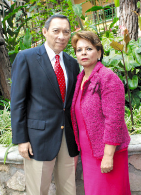 Se casarán Wong-Stefan