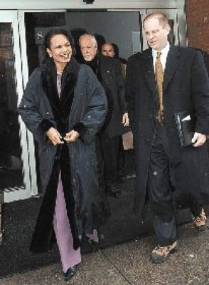 Condoleezza Rice habla de reformas migratorias