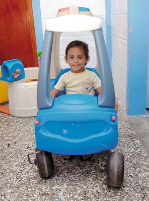 Moisés, la luz en la Casa Hogar