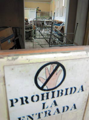 En terrible abandono hospitales de Occidente