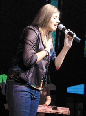 Gándara canta por la paz