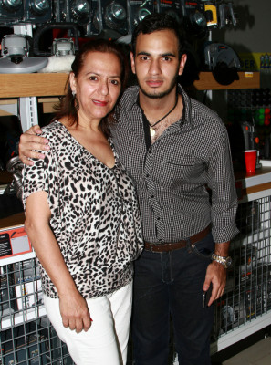 Agencia Global abre otra agencia