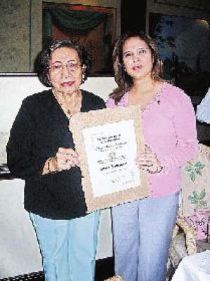 Honor con compromiso de servir