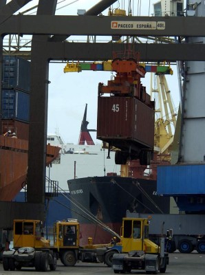 Banco Mundial llama a acumular reservas