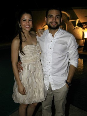 Erika Fajardo y Jaime Aguilar despiden su soltería