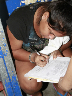 Cae con droga en el penal de San Pedro Sula