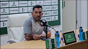 Por su parte, Carlitos recibió un fuerte respaldo del presidente del Rojo, Néstor Grindetti. “Tengo un gran aprecio por Tevez, las cosas no salieron, es así, es evidente, pero me gusta pensar mucho desde el punto de vista estratégico, desde el largo plazo y creo que acá tenemos un proyecto en Independiente que realmente es muy importante”.