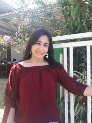 'A veces tenemos que ser padre y madre para los niños”