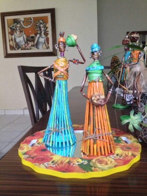 El Bazar del Sábado ofrece bajos precios