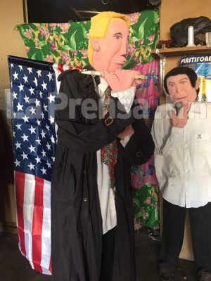 Monigotes de Trump y Mel, los más pedidos para fin de año