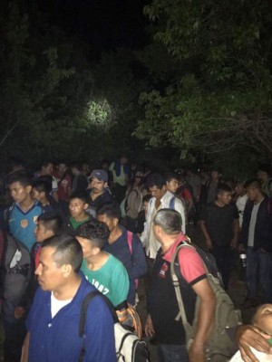 Más de 70 hondureños fueron abandonados por traficantes