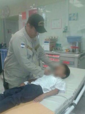 Un bombero le salvó la vida a un pequeño en El Progreso, Yoro.