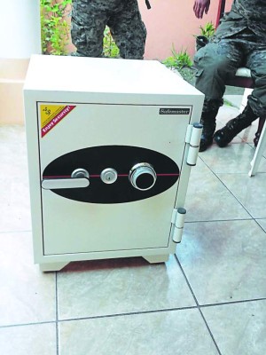 Suman L10 millones los hallados en histórico operativo antiextorsión