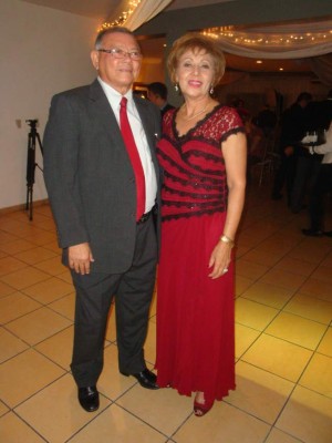 Brindis por el enlace de Xenia Bardales y Sergio Morales