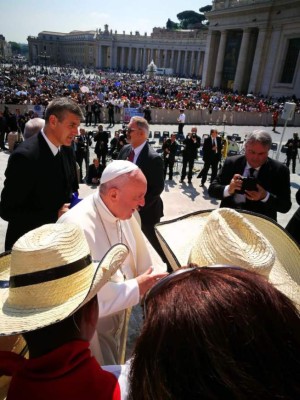 Banda Juvenil 504 toca ante el Papa Francisco en el Vaticano