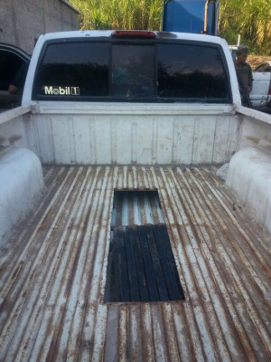 Investigan a policías por fuga de detenido