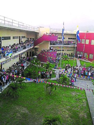 Consejo Universitario de la Unah cierra la carrera de Periodismo en Comayagua