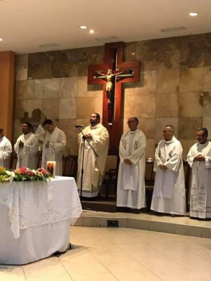 Teniente de reserva se hizo sacerdote en Alemania