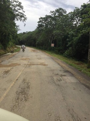 Construirán vía de Roatán con alianza público-privada